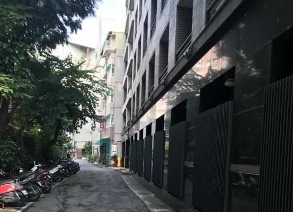 疑似飲酒過量暴斃台中逢甲日租套房驚見女屍